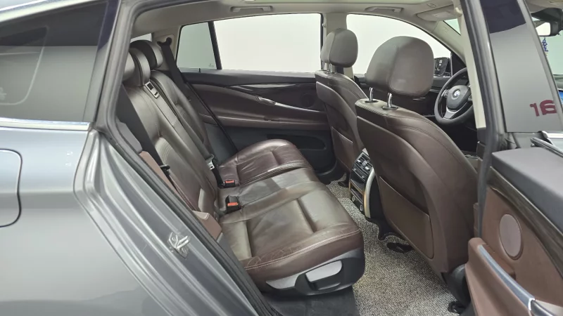 BMW 5-Series Gran Turismo