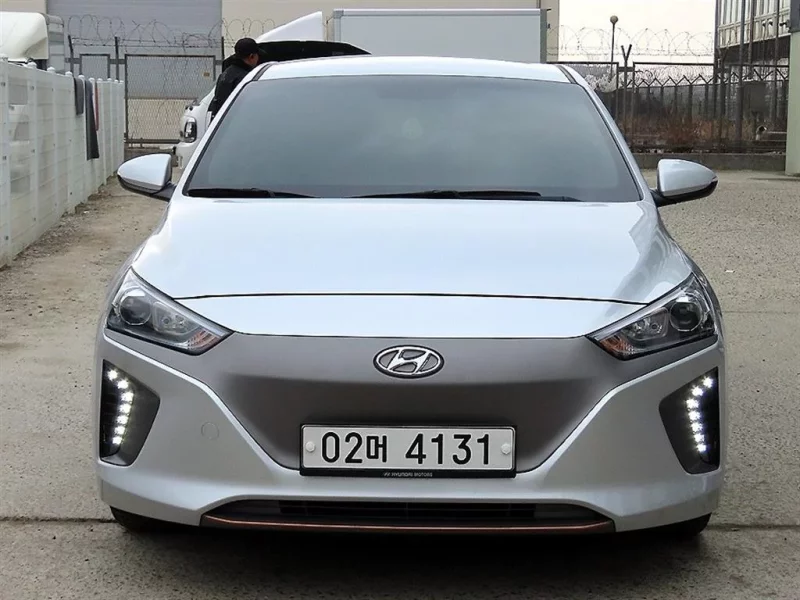 Hyundai Ioniq