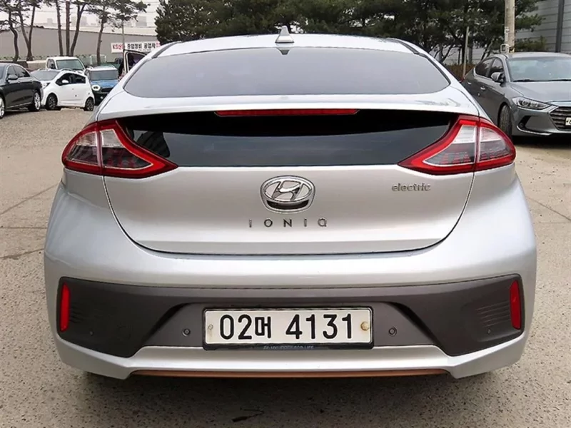 Hyundai Ioniq