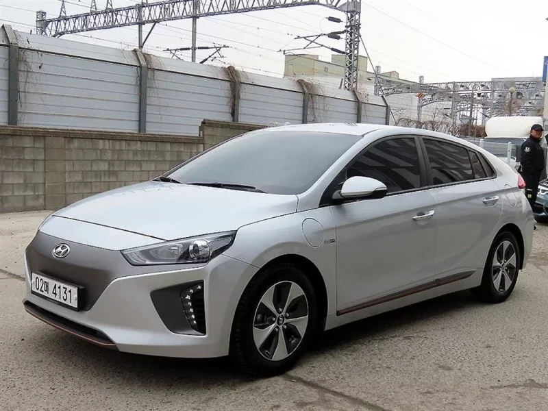 Hyundai Ioniq