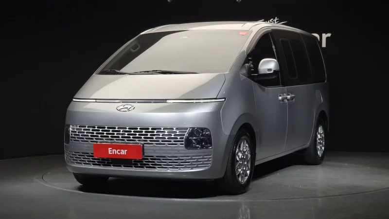 Hyundai Staria