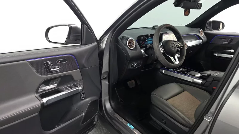 Mercedes-Benz EQB