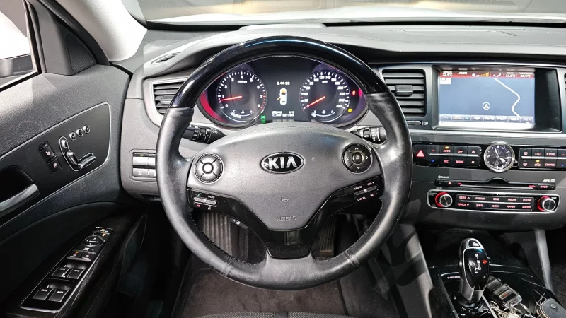 Kia K9