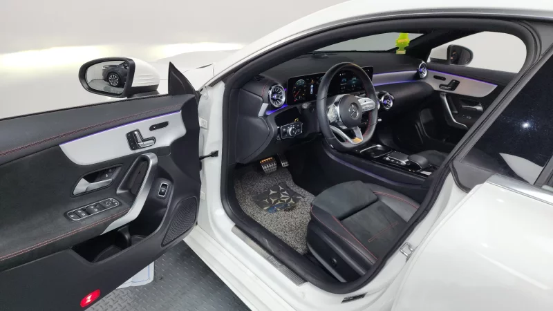 Mercedes-Benz CLA-Class