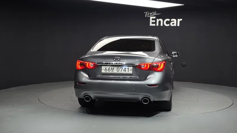 Infiniti Q50