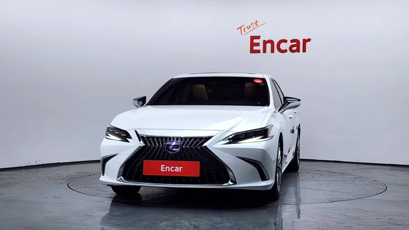 Lexus ES300h