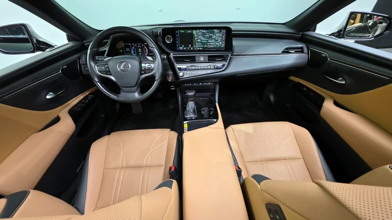 Lexus ES300h