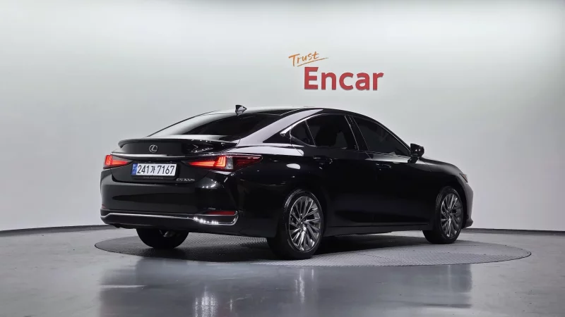 Lexus ES300h
