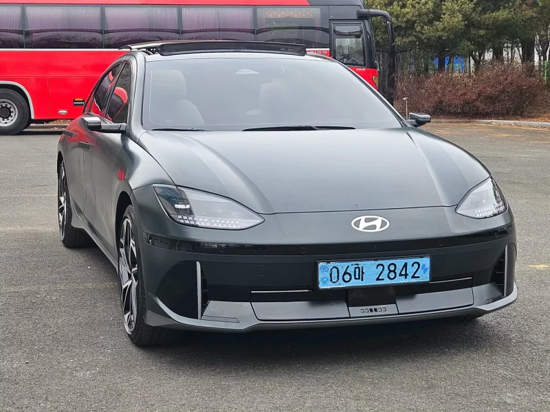Hyundai Ioniq 6
