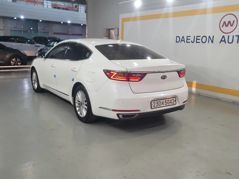 Kia K7