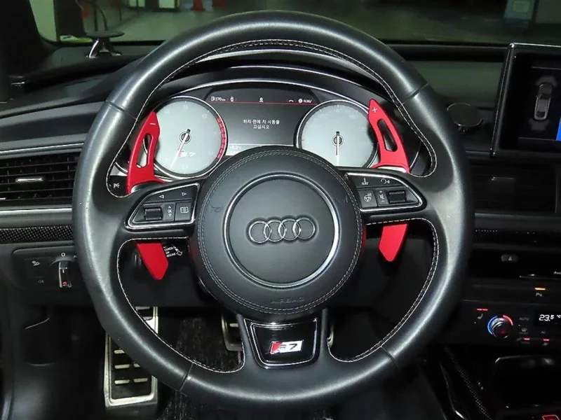 Audi S7