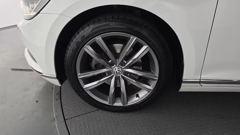 Volkswagen Passat GT