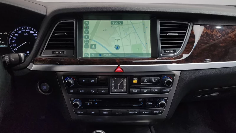 Hyundai Genesis