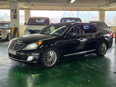 Hyundai Equus