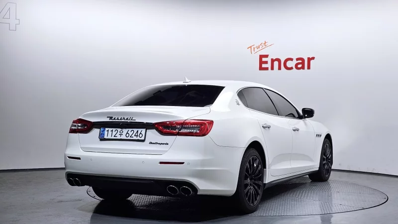 Maserati QUATTROPORTE