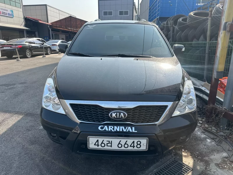 Kia Carnival