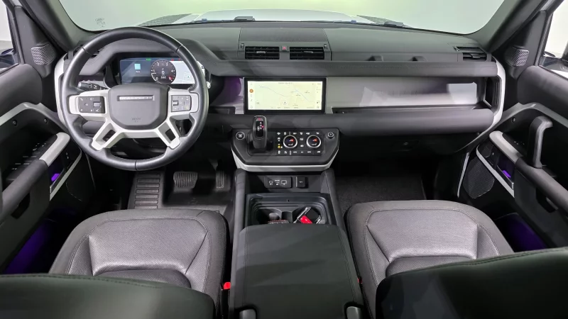Land Rover DEFENDER
