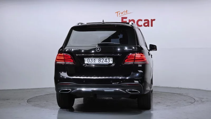 Mercedes-Benz GLE-Class