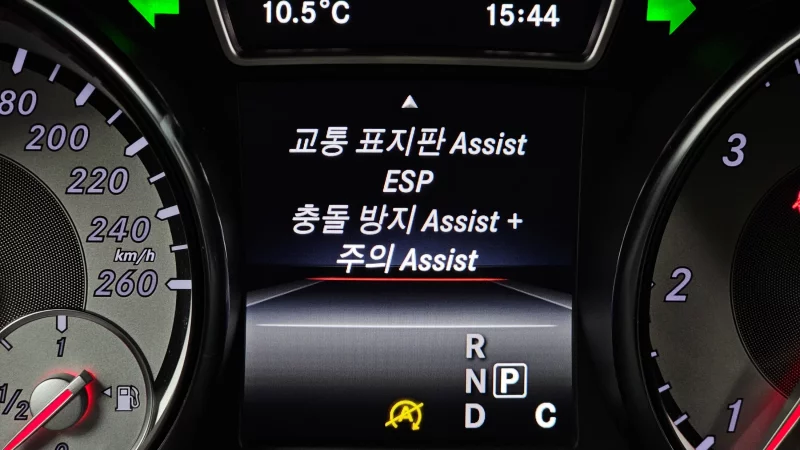 Mercedes-Benz GLA-Class