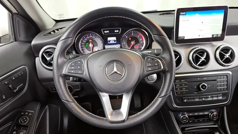 Mercedes-Benz GLA-Class