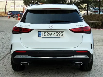 Mercedes-Benz GLA-Class