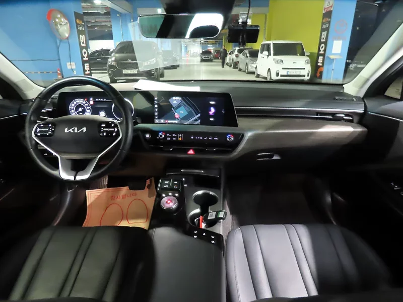 Kia K8