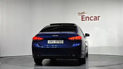Hyundai Genesis