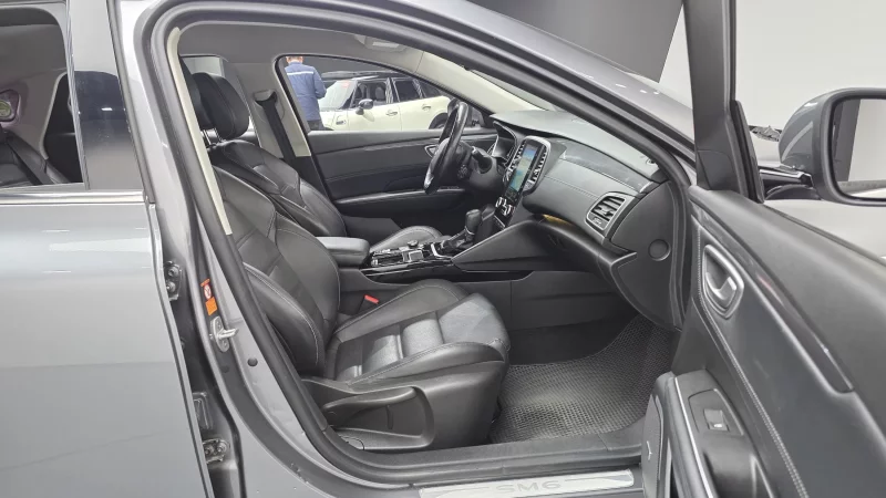 Renault Samsung SM6