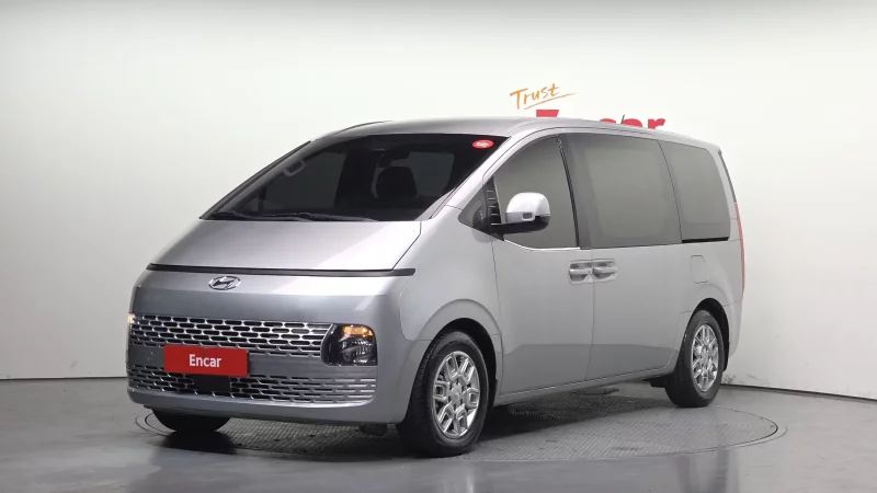 Hyundai Staria