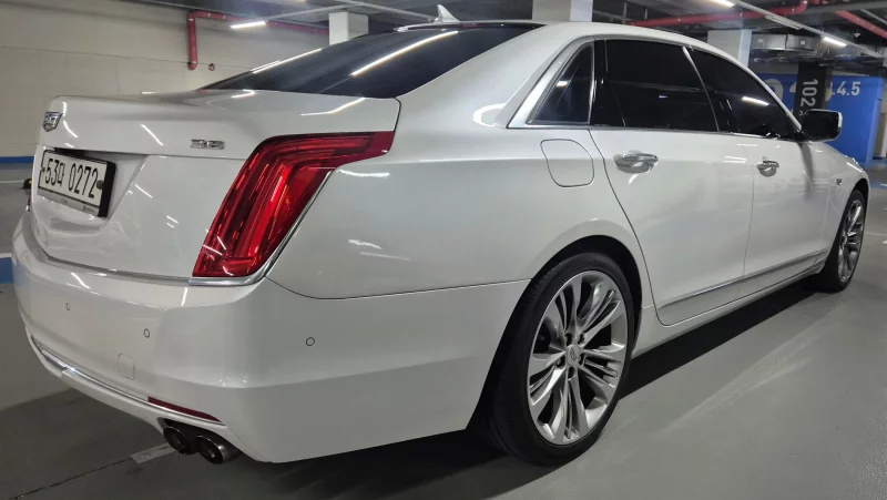 Cadillac CT6