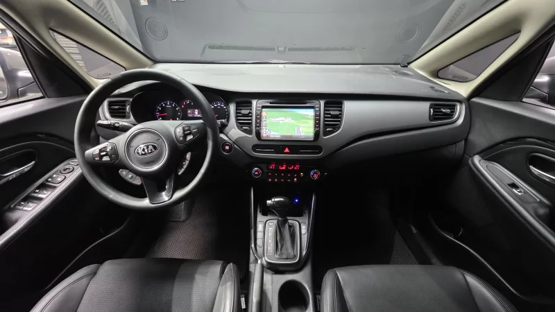 Kia Carens
