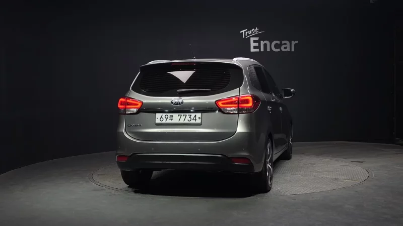 Kia Carens