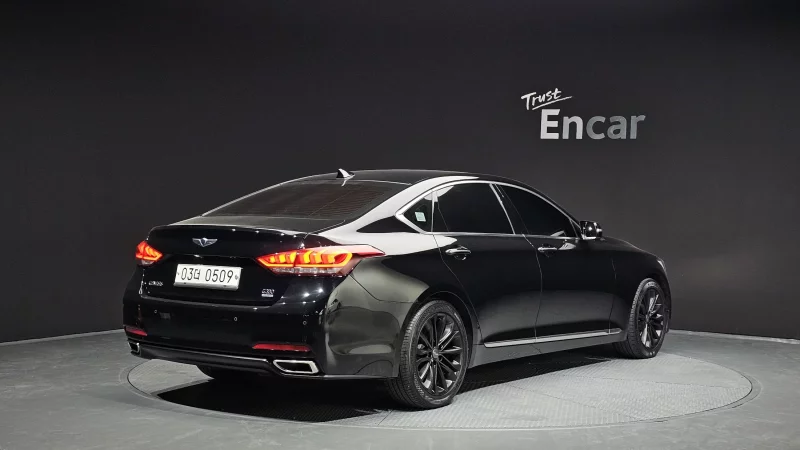 Hyundai Genesis