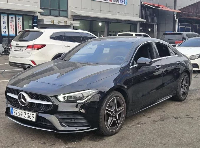 Mercedes-Benz CLA-Class