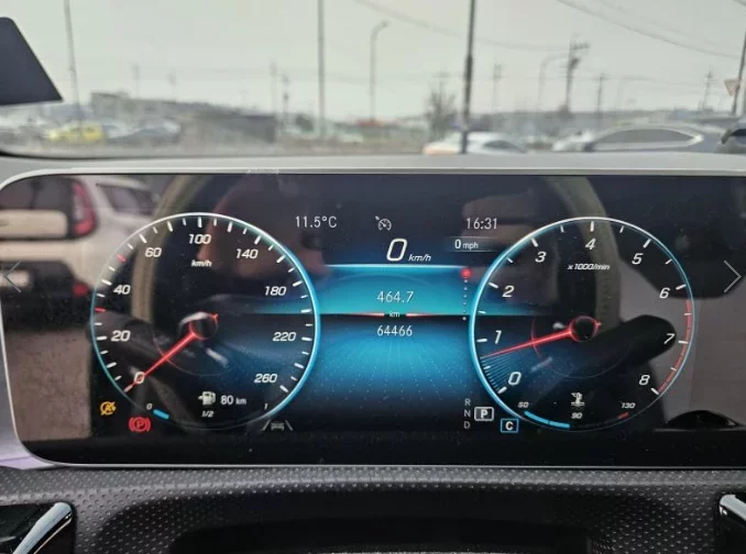 Mercedes-Benz CLA-Class