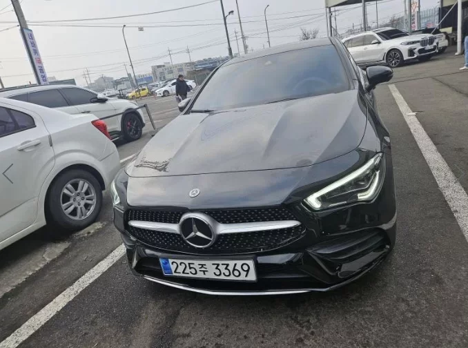 Mercedes-Benz CLA-Class