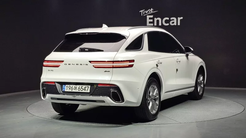Genesis GV70