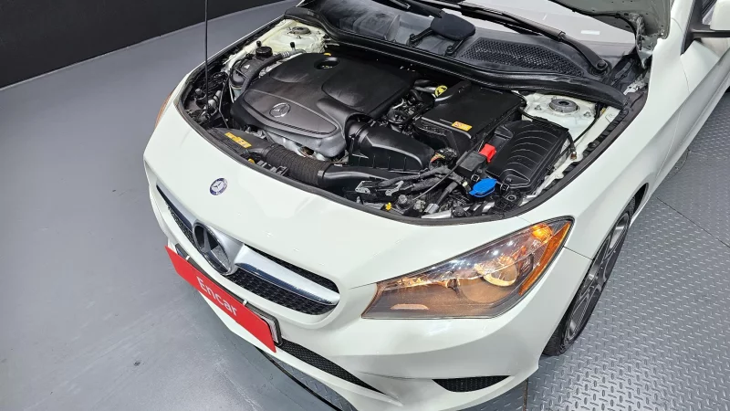 Mercedes-Benz CLA-Class