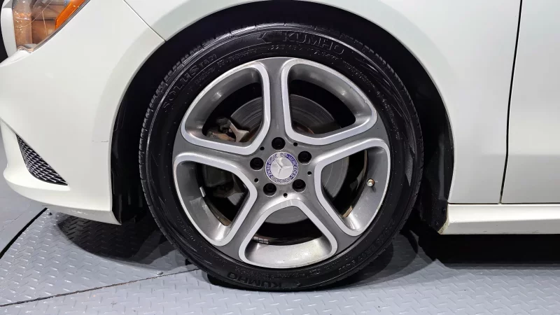 Mercedes-Benz CLA-Class