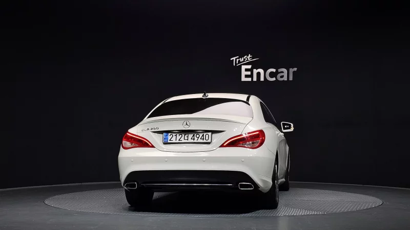 Mercedes-Benz CLA-Class