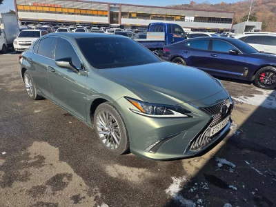 Lexus ES300h