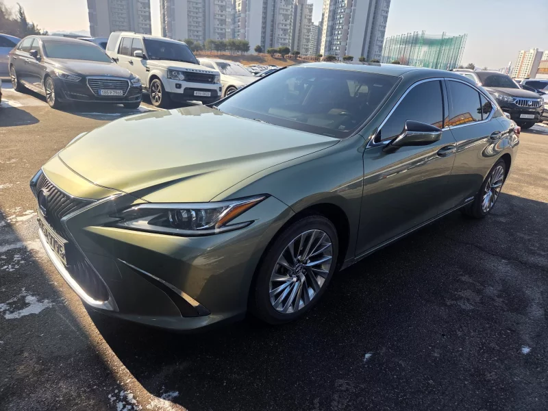 Lexus ES300h