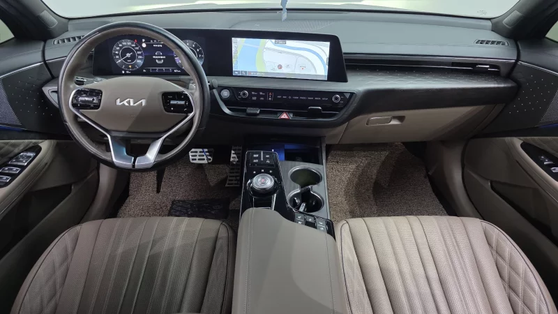 Kia K8
