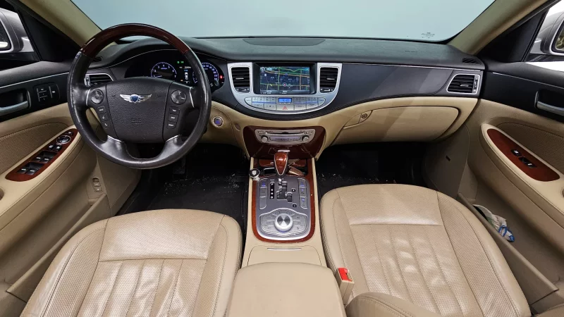 Hyundai Genesis
