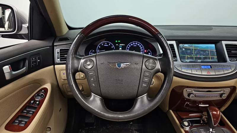 Hyundai Genesis