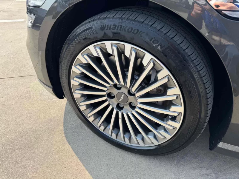 Genesis Electrified G80