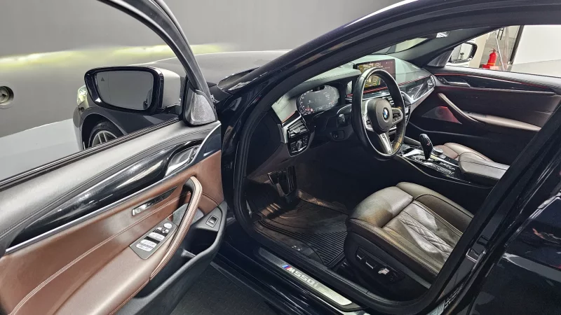 BMW 5-Series