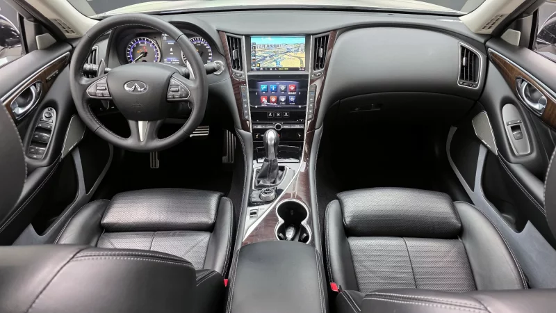 Infiniti Q50