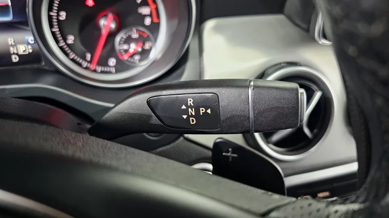 Mercedes-Benz GLA-Class