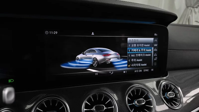 Mercedes-Benz CLS-Class